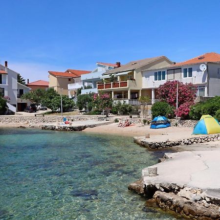 Apartments By The Sea Mandre, Pag - 4095 Kolan Exterior foto